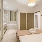 Ferienhaus Spacious & Stylish 3 Bedroom Near Monaco