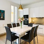 Ferienhaus Spacious & Stylish 3 Bedroom Near Monaco