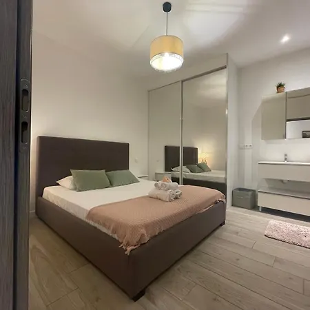 Holiday home Large 4-room Town Center Near Monaco