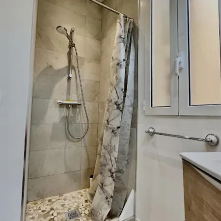 Large 4-room Town Center Near Monaco * Beausoleil